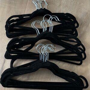Set of 30 Black Velvet Hangers